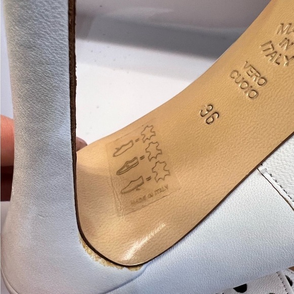 Charles Jourdan made in Italy polka dot bow Black and White  peep toe Heels - Picture 9 of 9